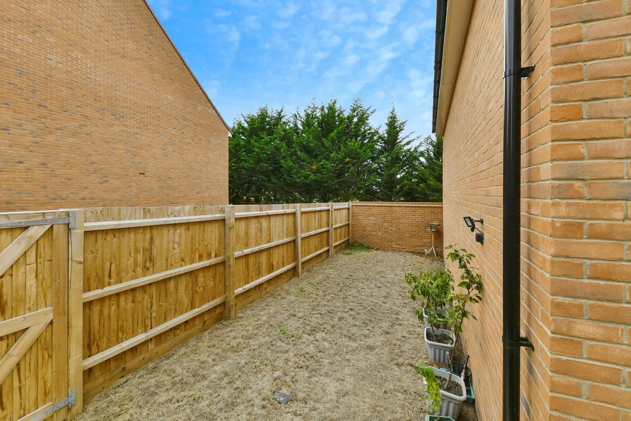 Brancaster View, Stevenage, Hertfordshire, SG1, photo 17