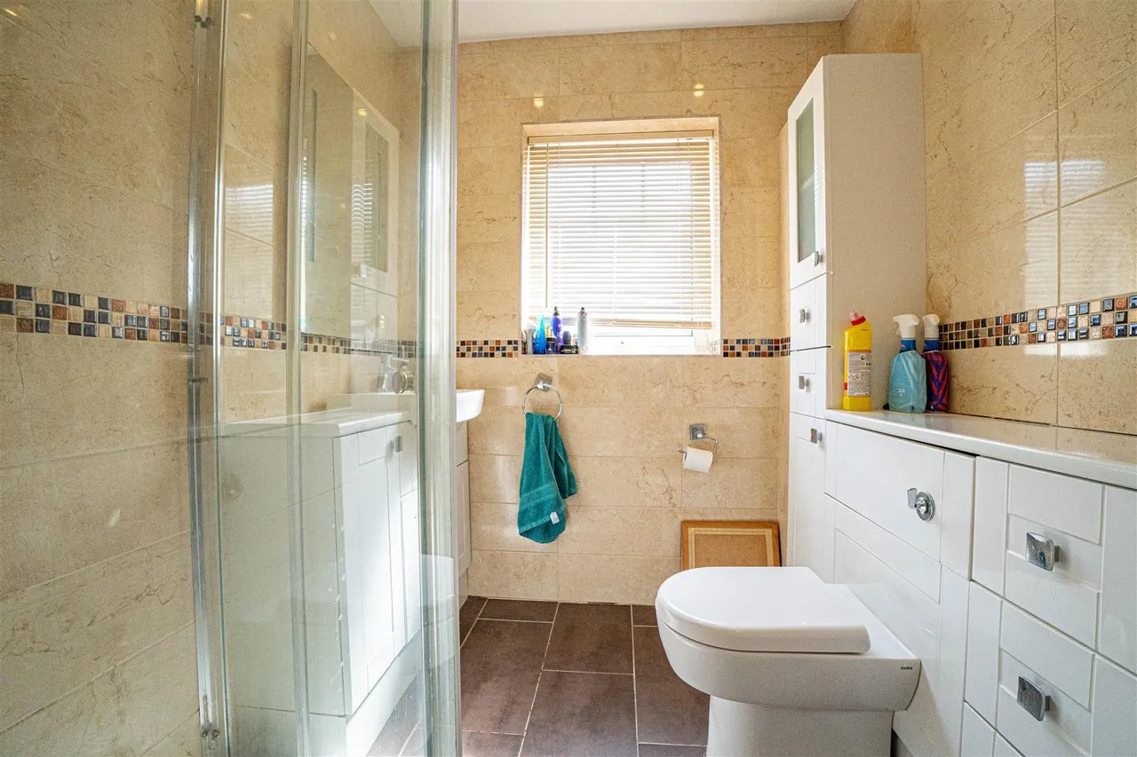 Wentworth Way, St. Leonards-On-Sea, photo 22