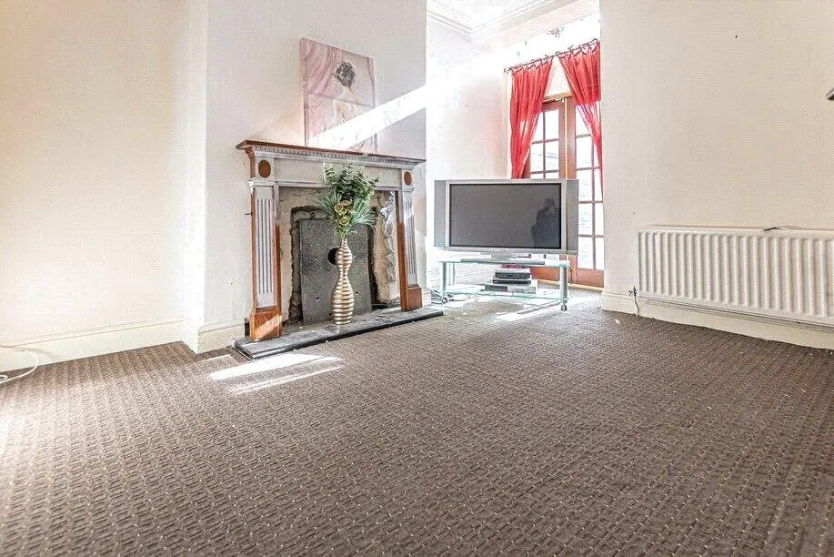 Handfield Road, Liverpool, L22, photo 7