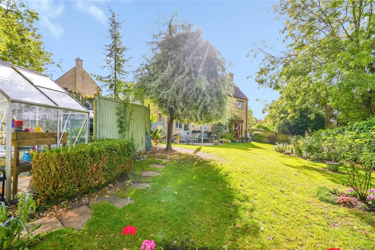 Orchard Bank, Great Rissington, GL54, photo 13