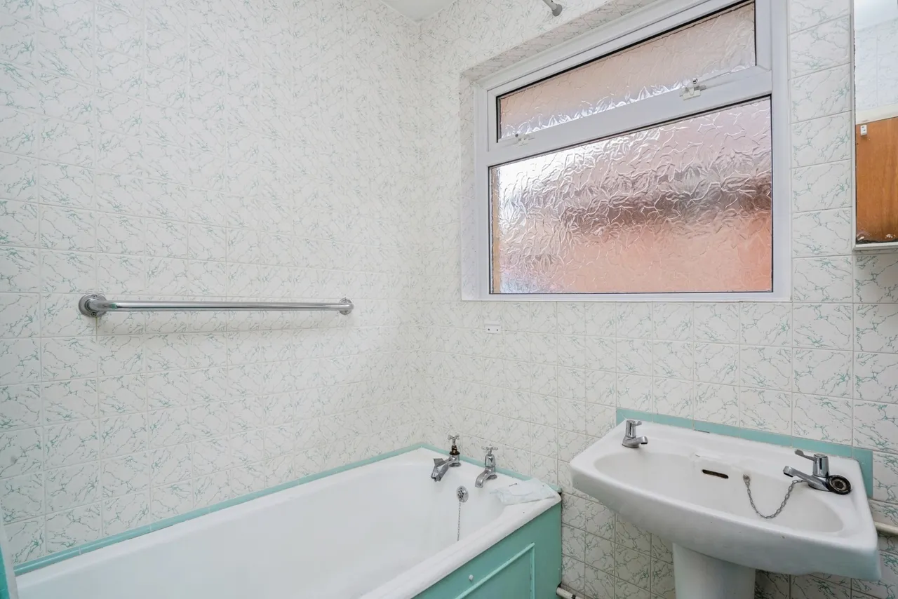 Shillinglee, Purbrook, PO7, photo 10
