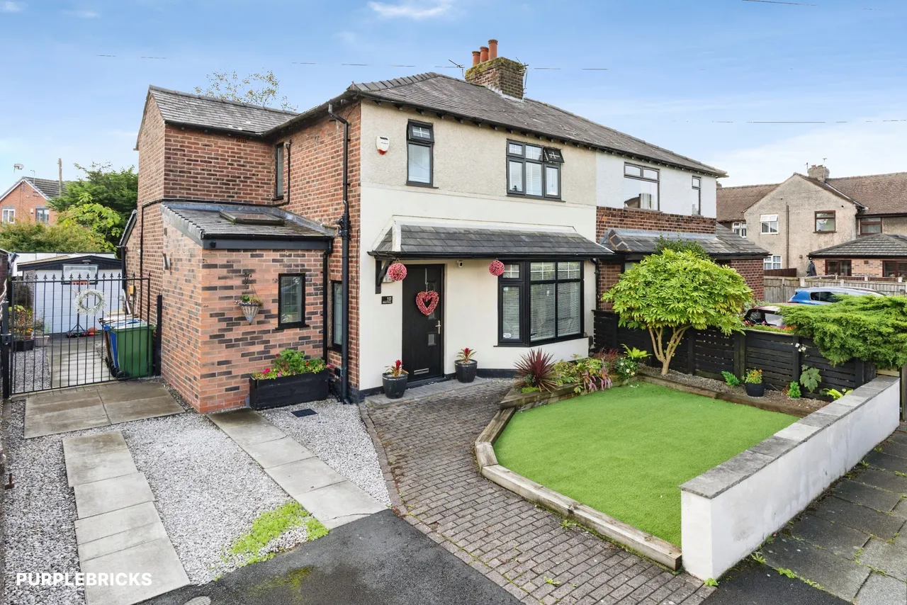 3 bed house for sale, Manor Grove, Leigh, WN7