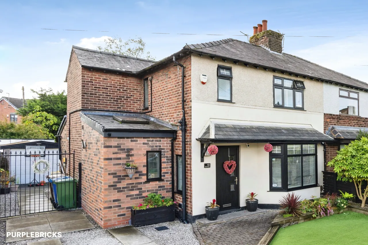 Manor Grove, Leigh, WN7, photo 33