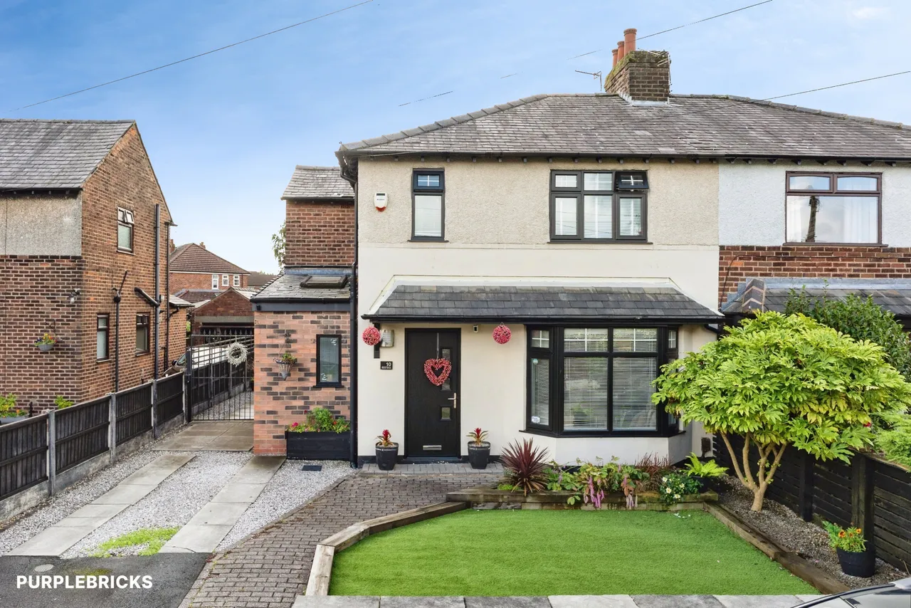 Manor Grove, Leigh, WN7, photo 32