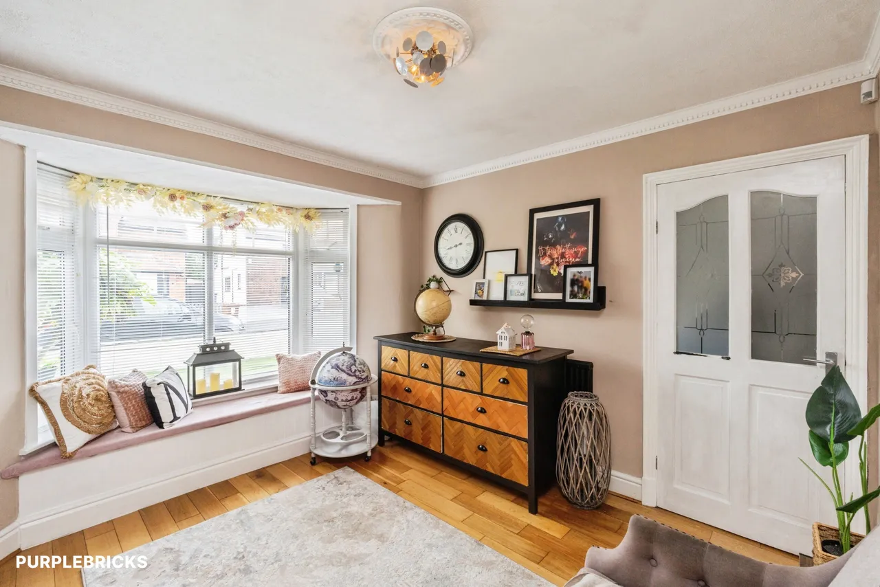 Manor Grove, Leigh, WN7, photo 9