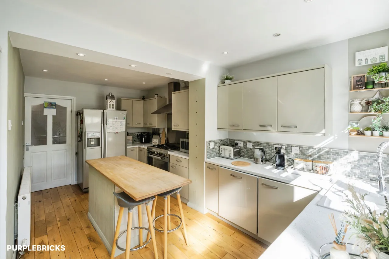 Manor Grove, Leigh, WN7, photo 13