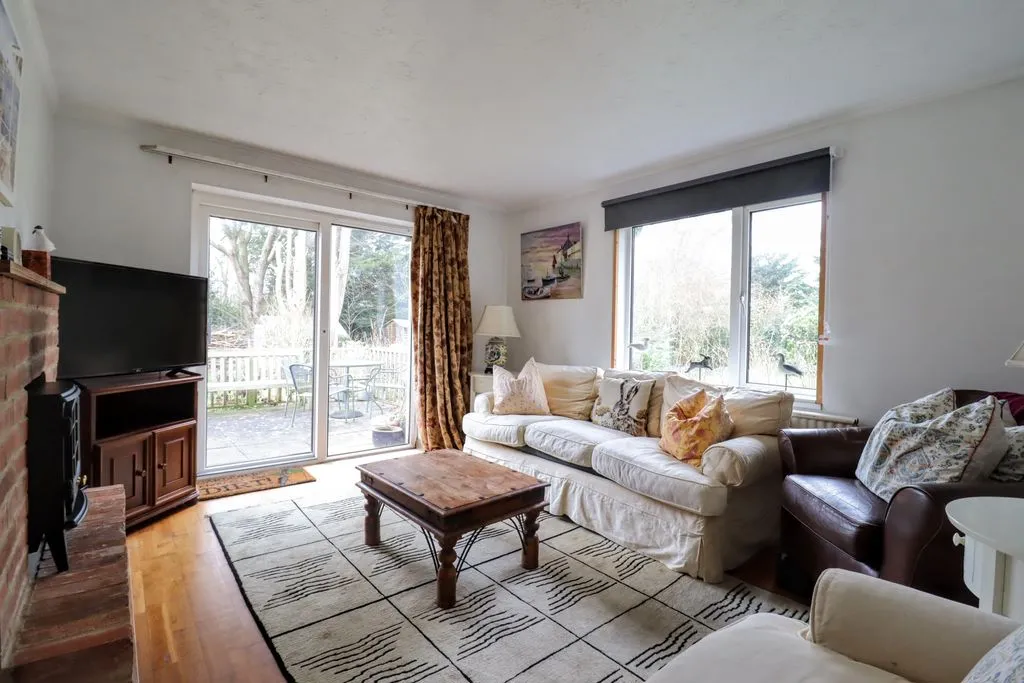 Manor Road, Bletchley, MK2, photo 2
