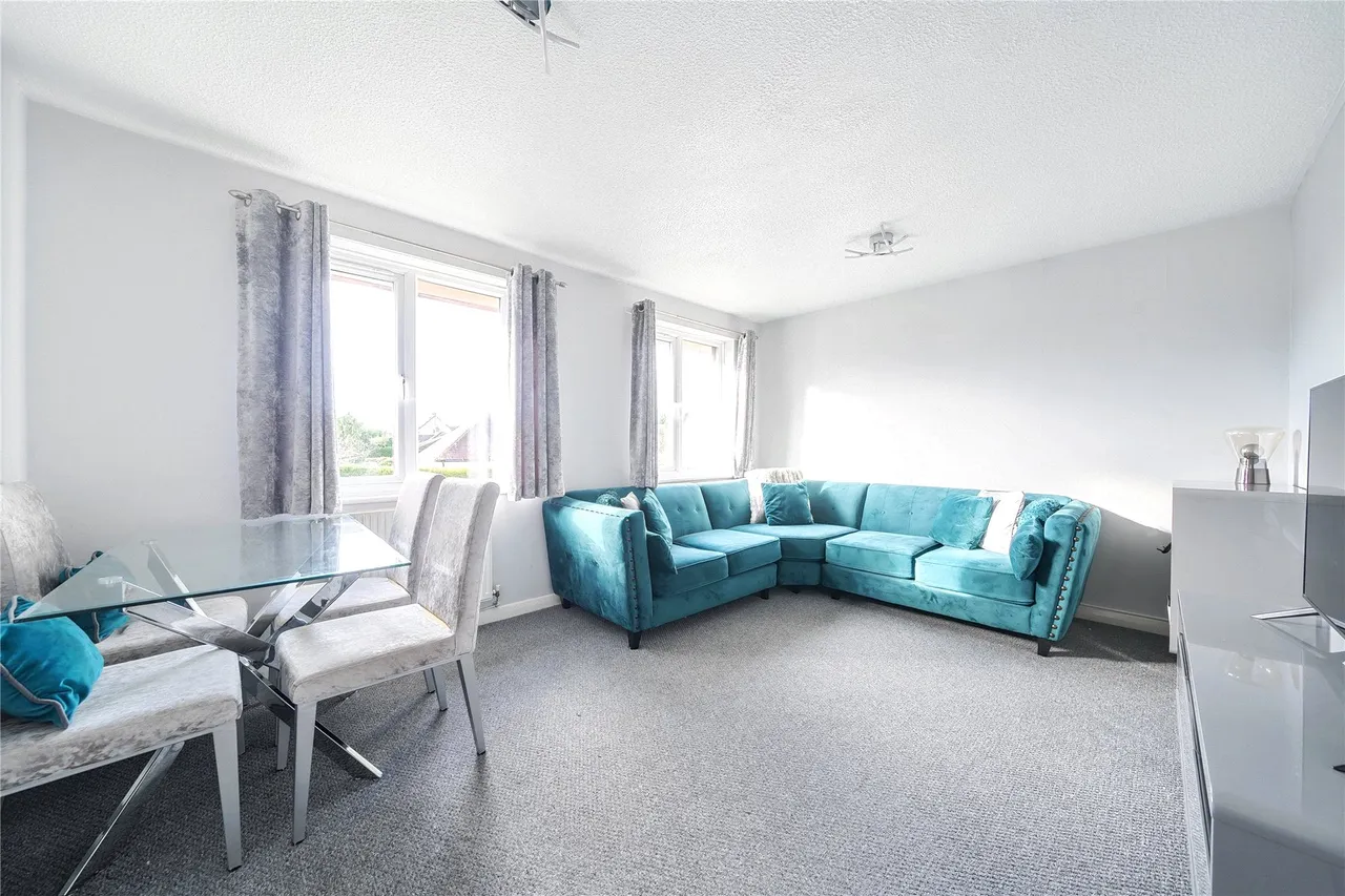 Delta Road, Chobham, GU24, photo 3