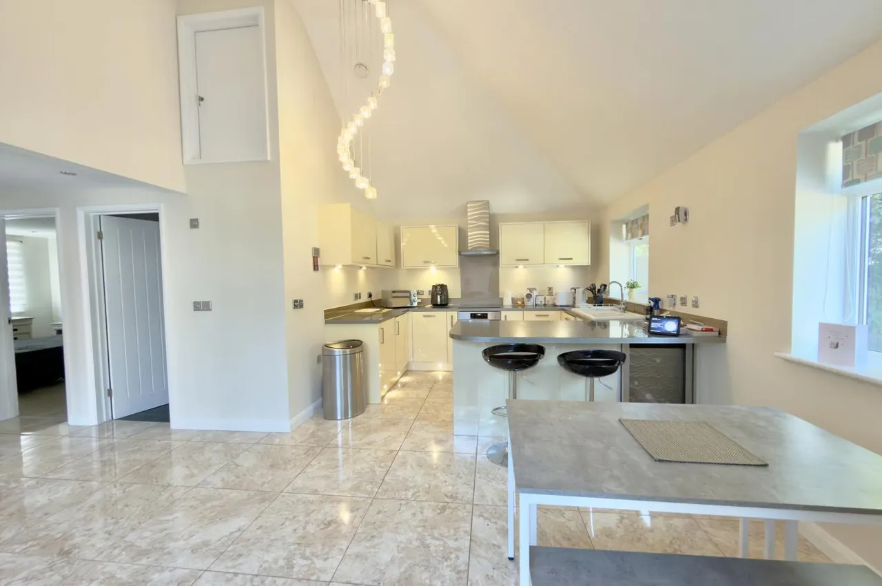 The Coach House, BH8, photo 20
