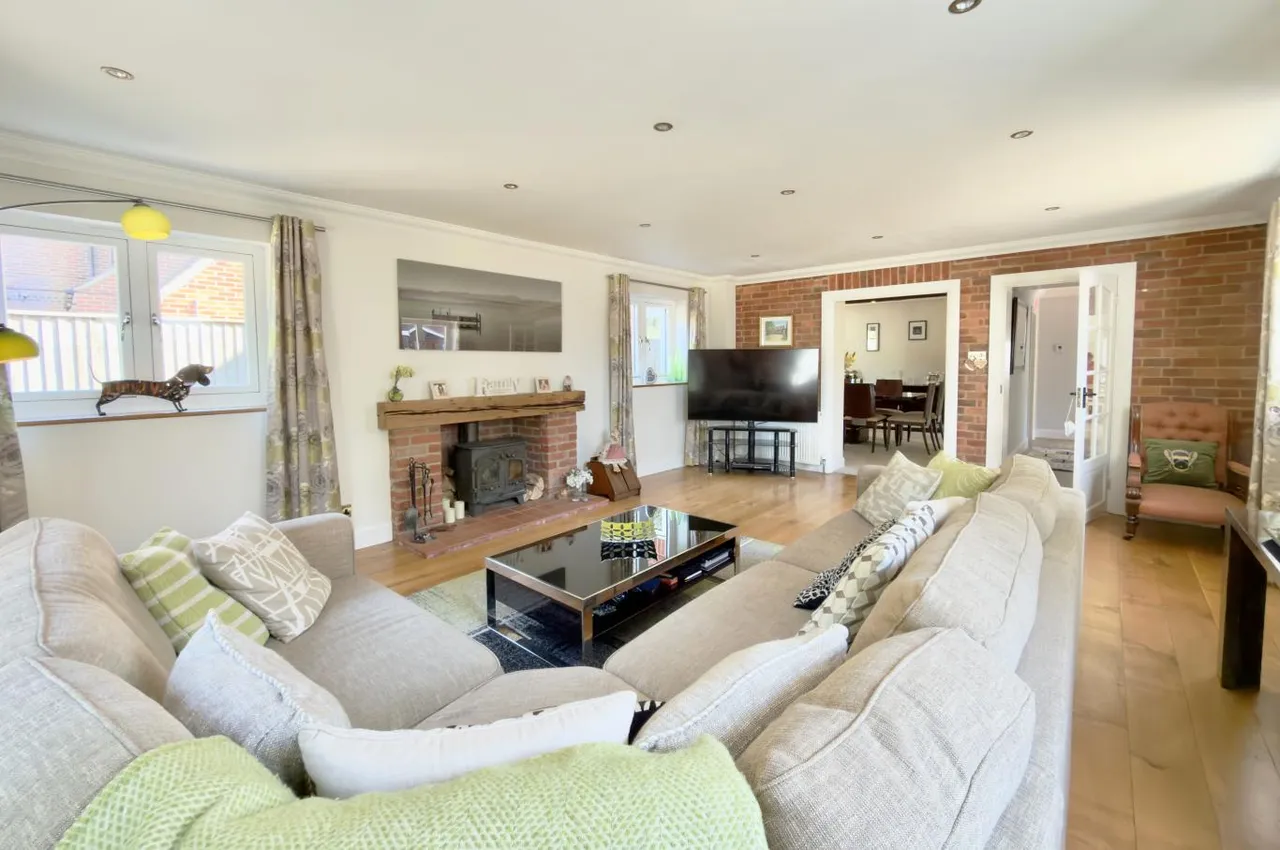 The Coach House, BH8, photo 8