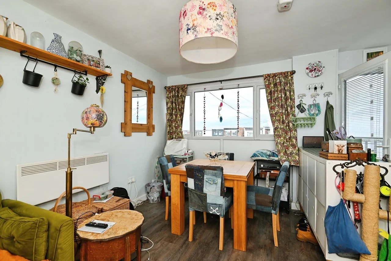 Manor Way, Leysdown-on-Sea, ME12, photo 4
