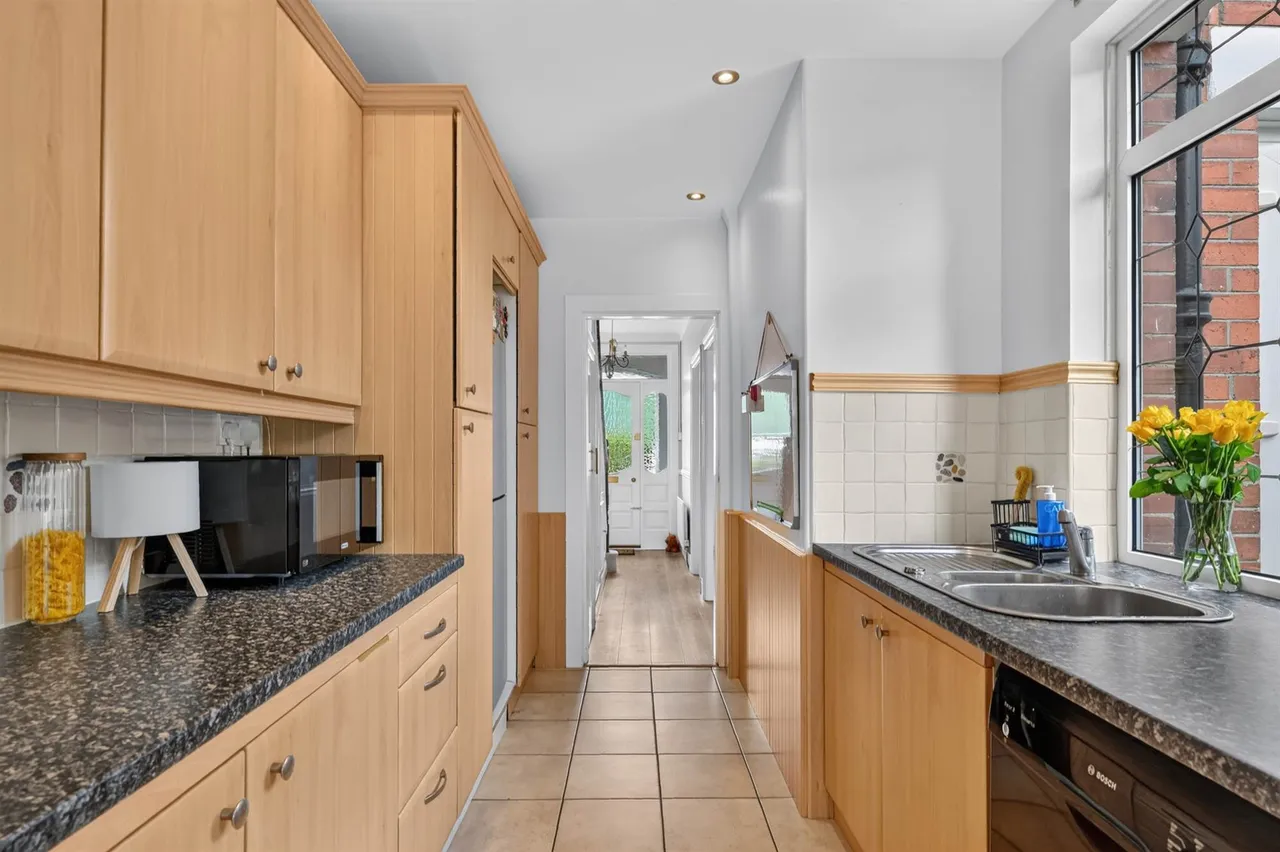 Ladas Drive, Belfast, BT6, photo 17