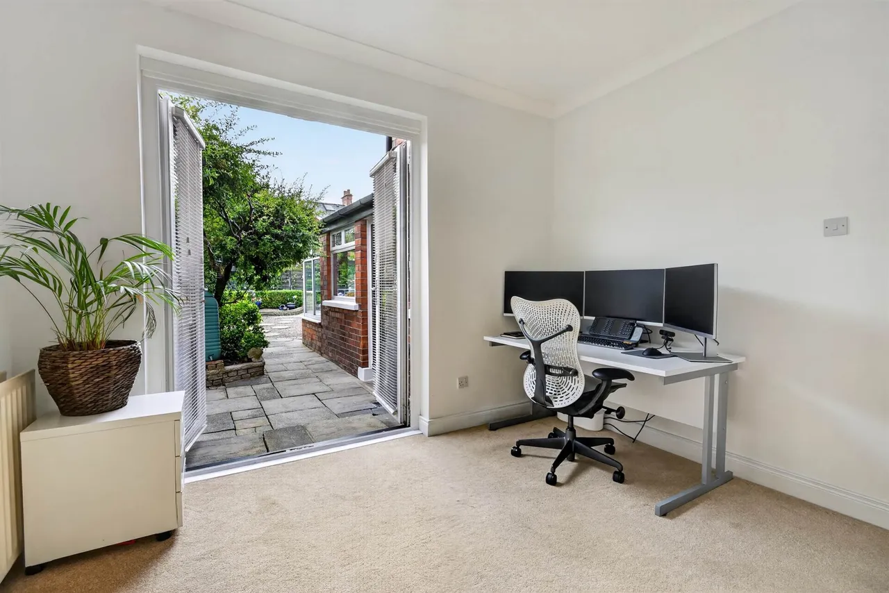 Ladas Drive, Belfast, BT6, photo 11
