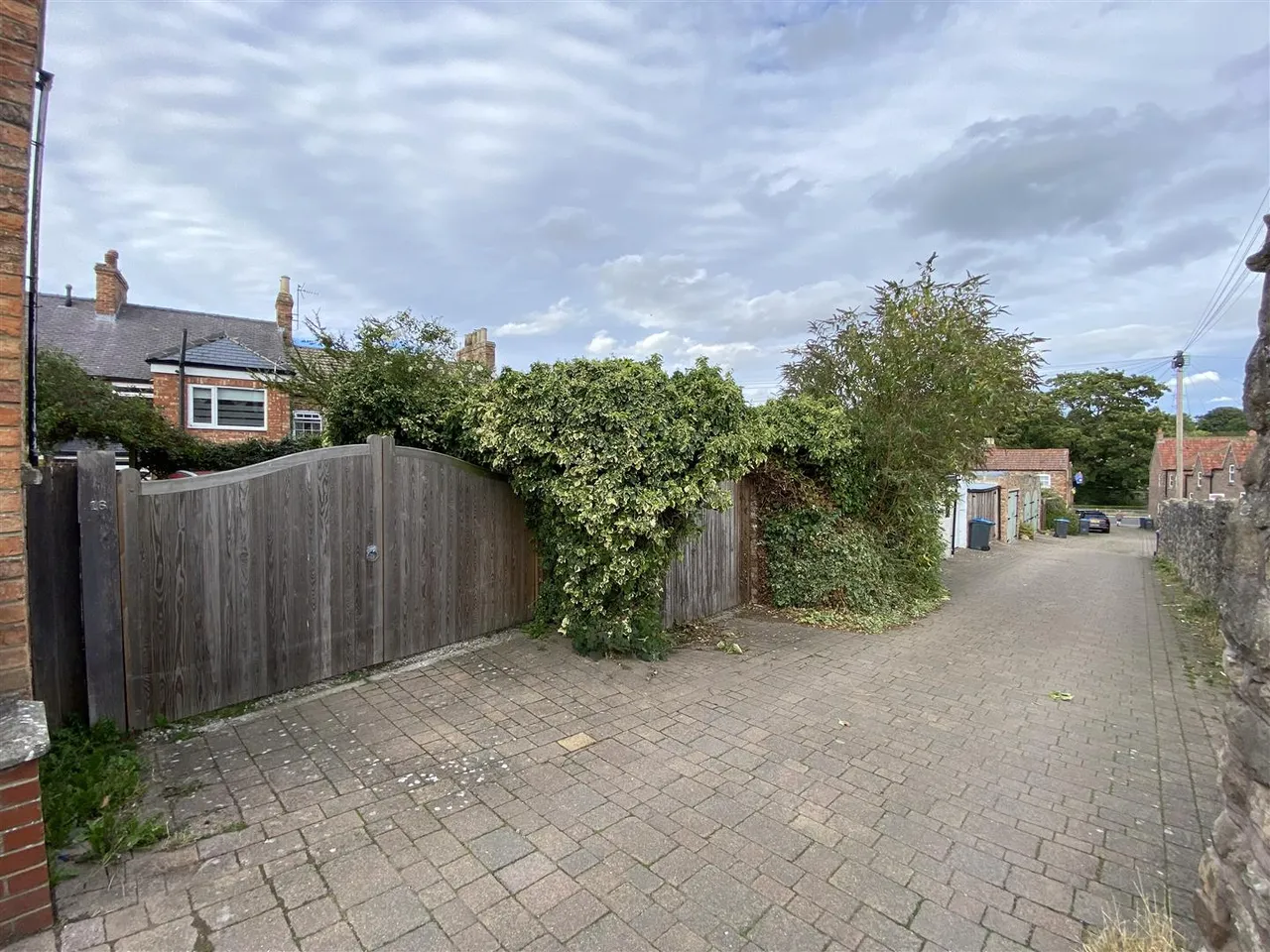 Emgate, Bedale, photo 13