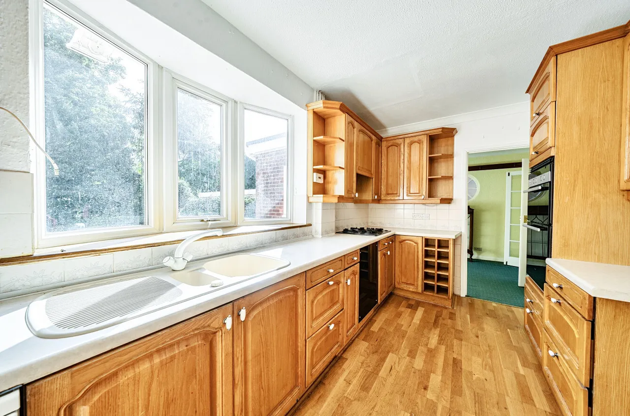 Forest Close, Chandler's Ford, SO53, photo 11