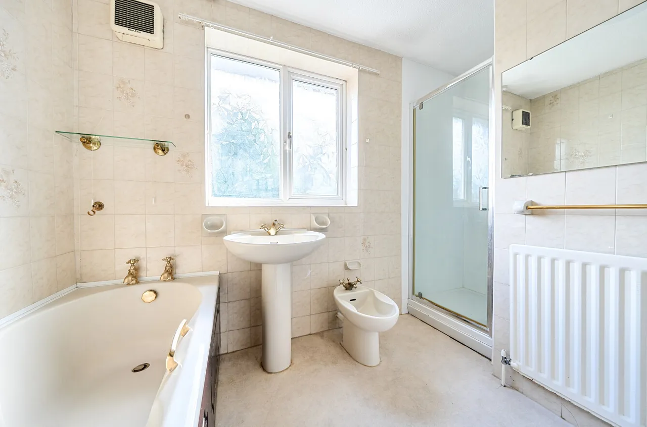Forest Close, Chandler's Ford, SO53, photo 6