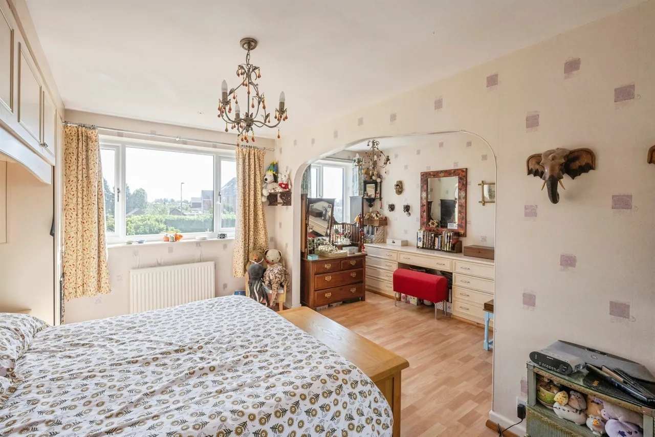 St. Marys Road, Dunsville, DN7, photo 13