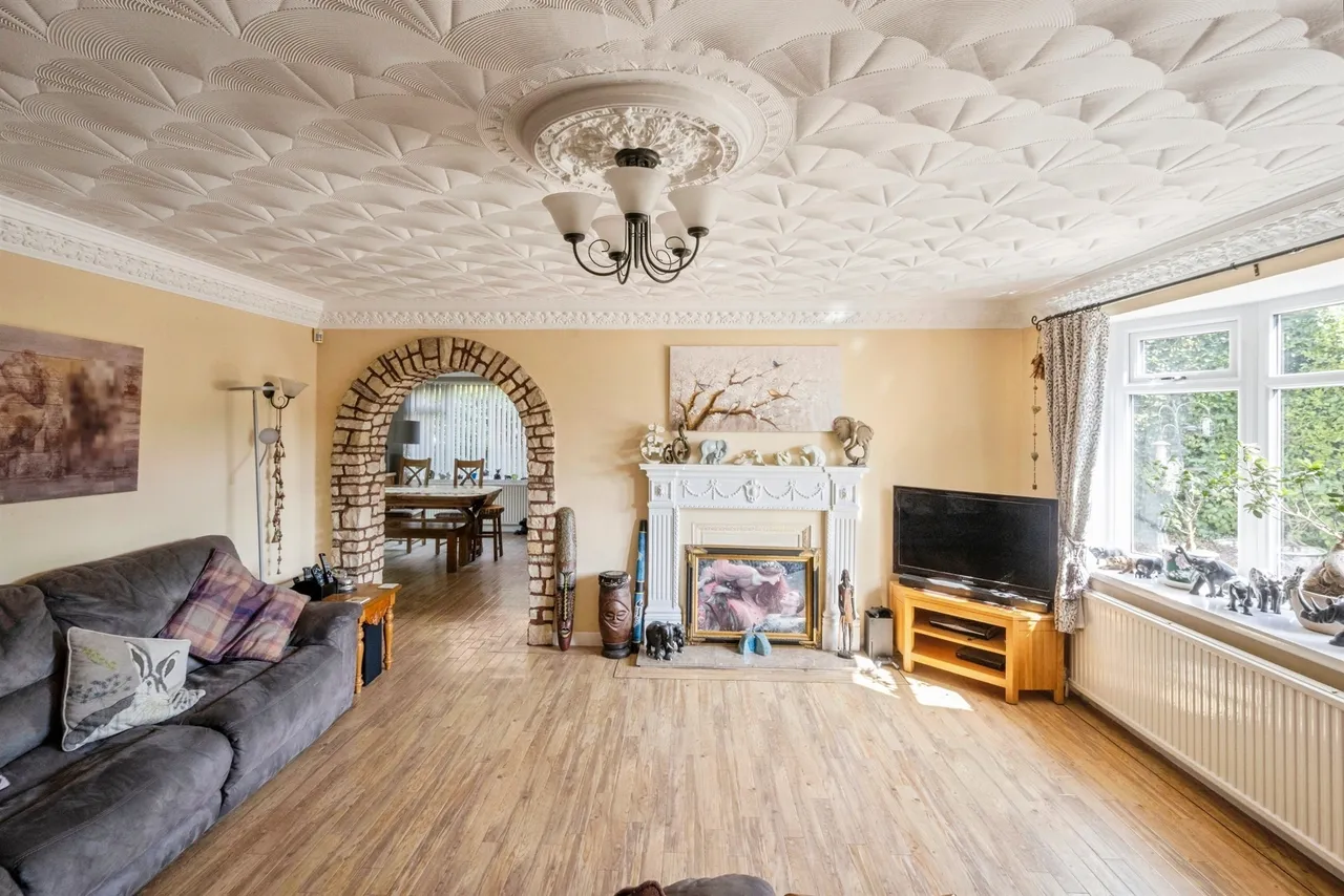 St. Marys Road, Dunsville, DN7, photo 5