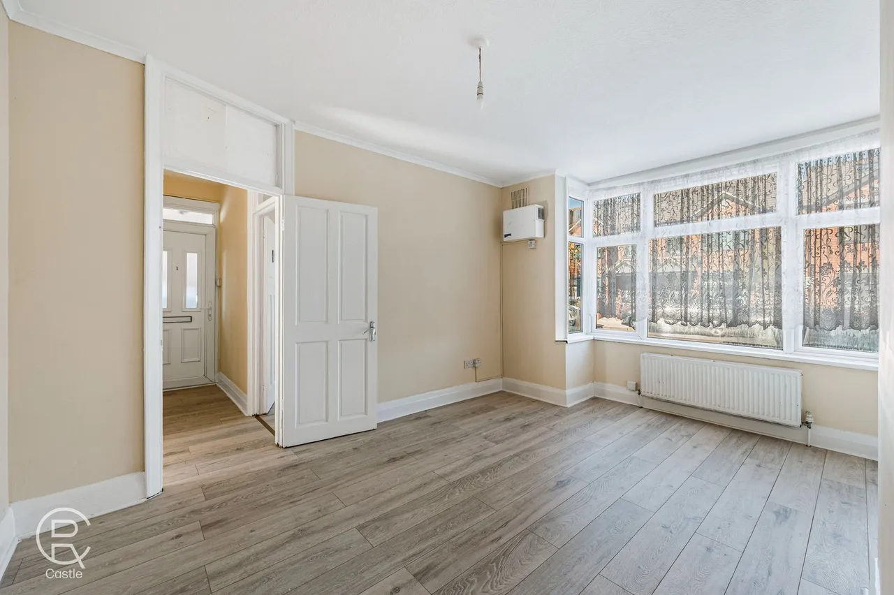 Church Avenue, Southall, UB2, photo 6