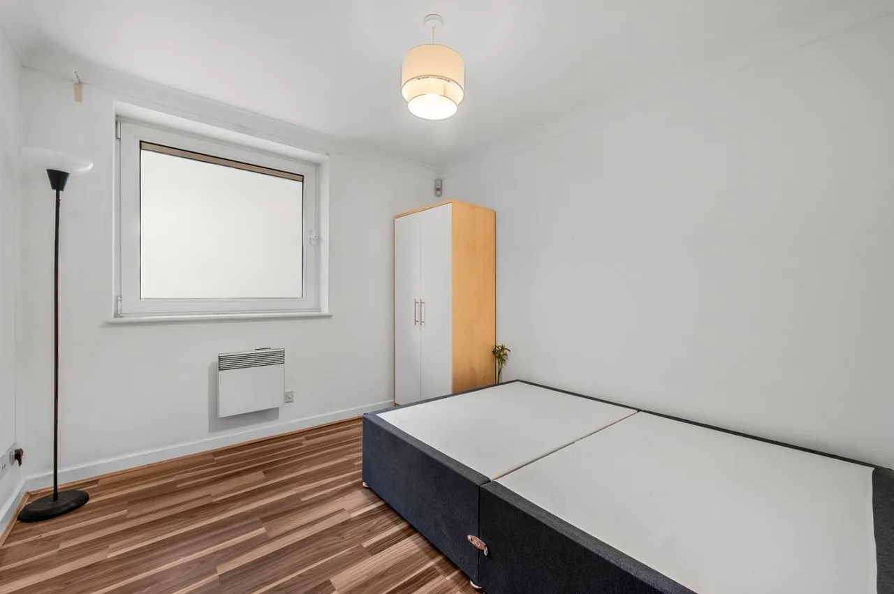 Boardwalk Place, London, E14, photo 5