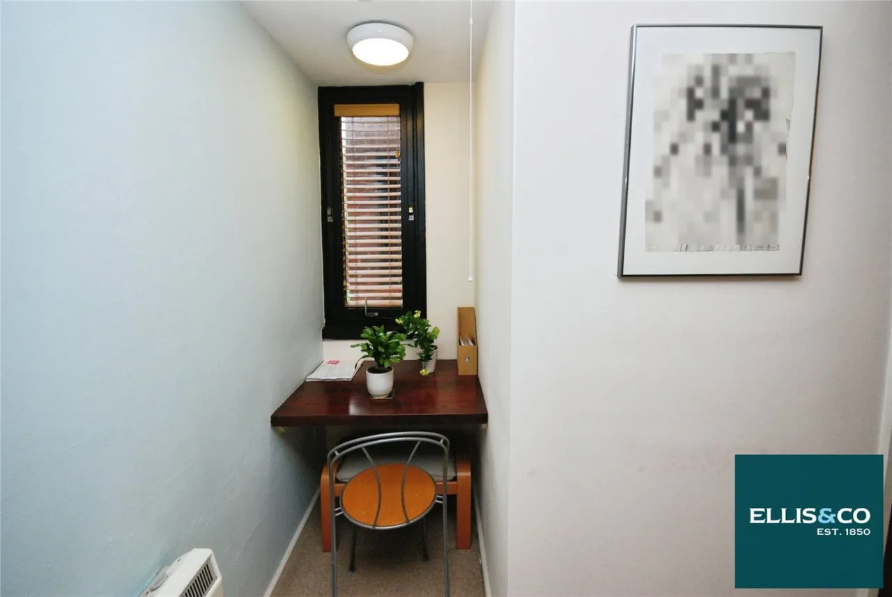 Britten Close, Golders Green, NW11, photo 8