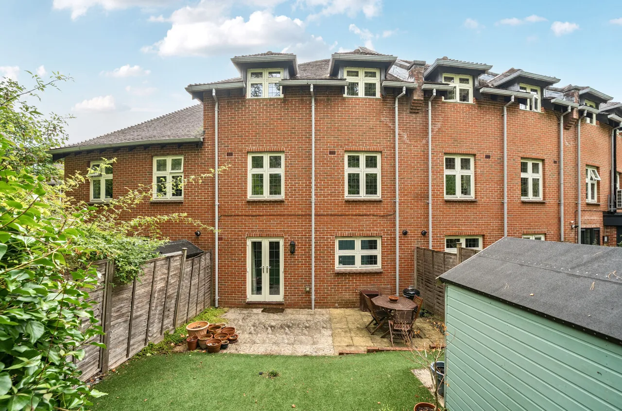 Royal Crescent, Winchester, SO22, photo 18