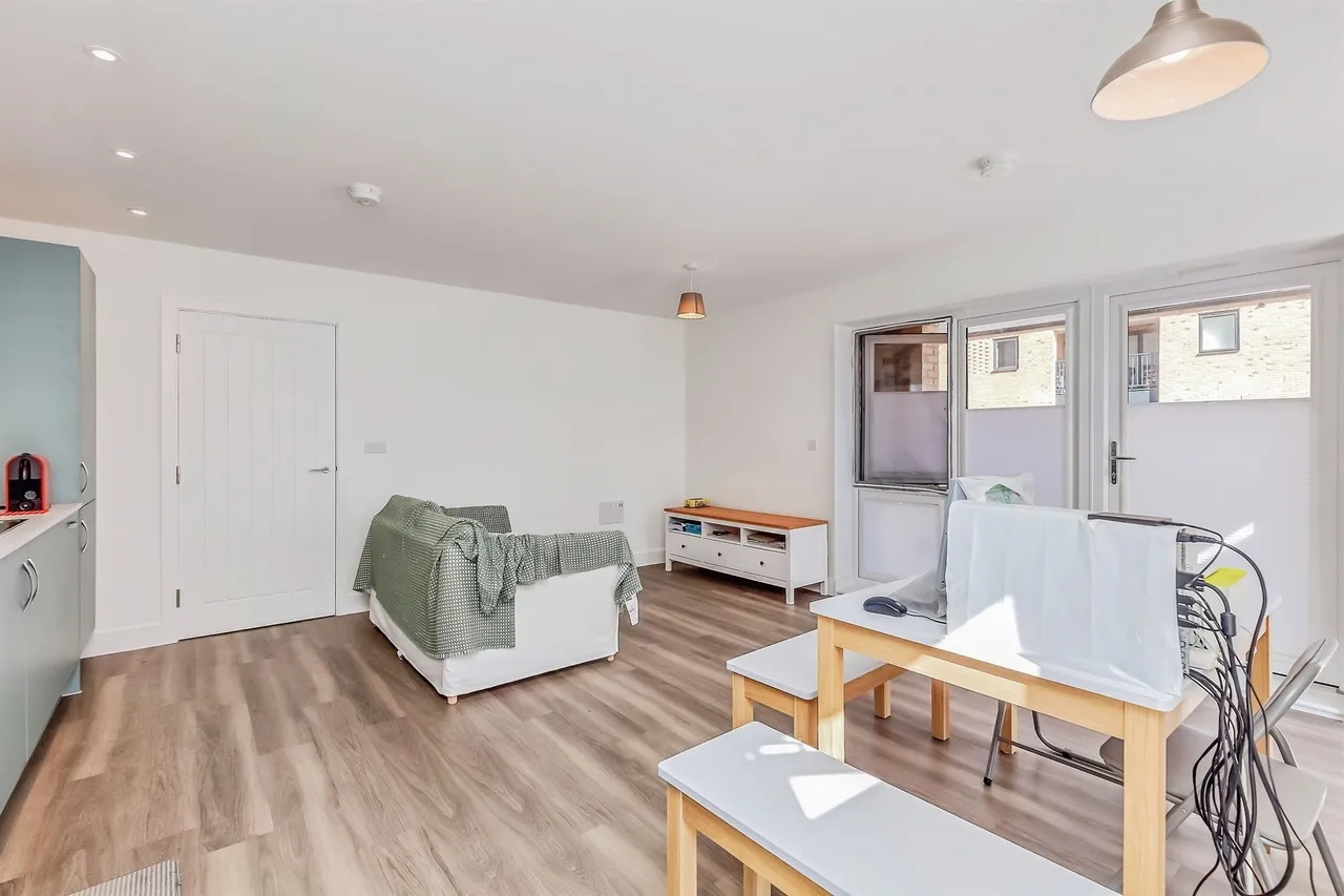 Blackthorn Way, St. Neots, PE19, photo 4