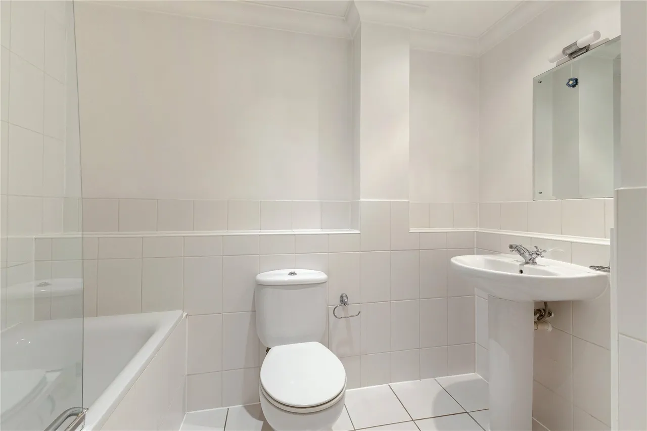 Jessamy Road, Weybridge, KT13, photo 8