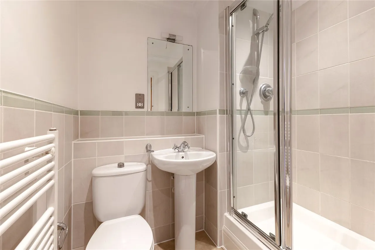 Jessamy Road, Weybridge, KT13, photo 7