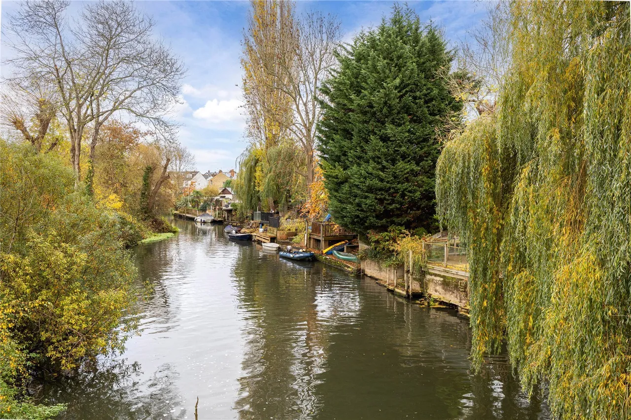Jessamy Road, Weybridge, KT13, photo 12