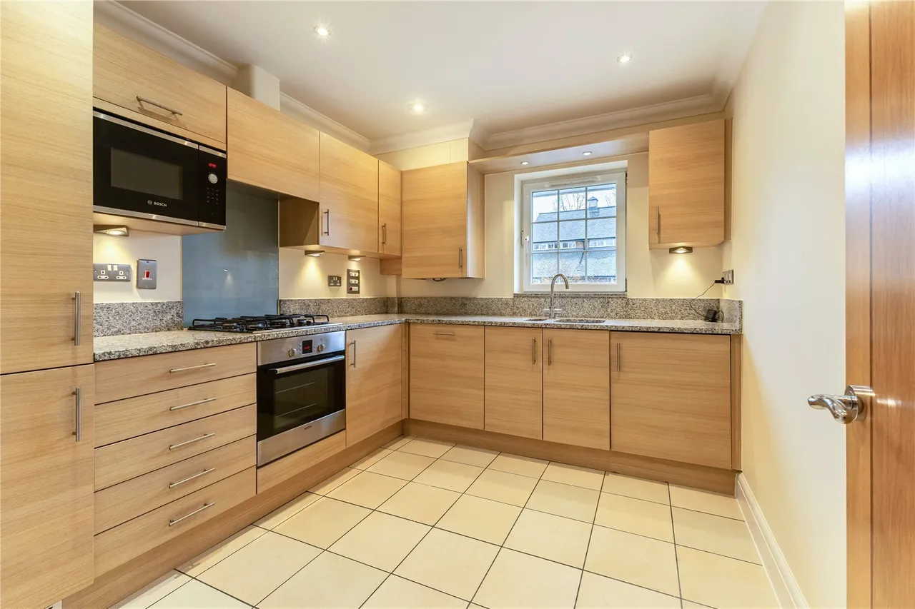 Jessamy Road, Weybridge, KT13, photo 5