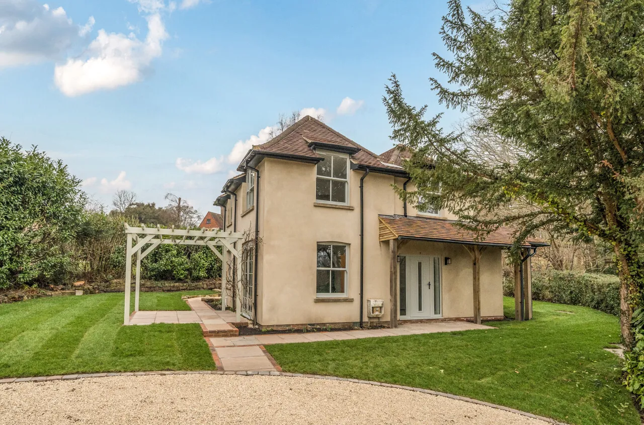 4 bed house for sale, Tomtits Lane, Forest Row, RH18