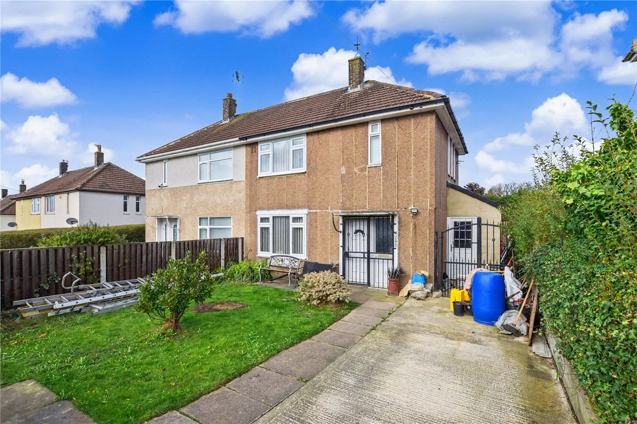 2 bed house for sale, Summerfield Place, Leeds, LS13