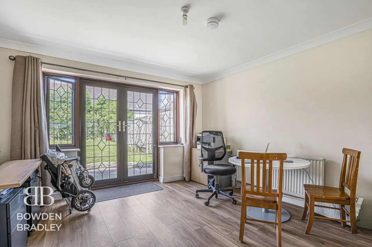 Havering Road, Collier Row, RM1, photo 4