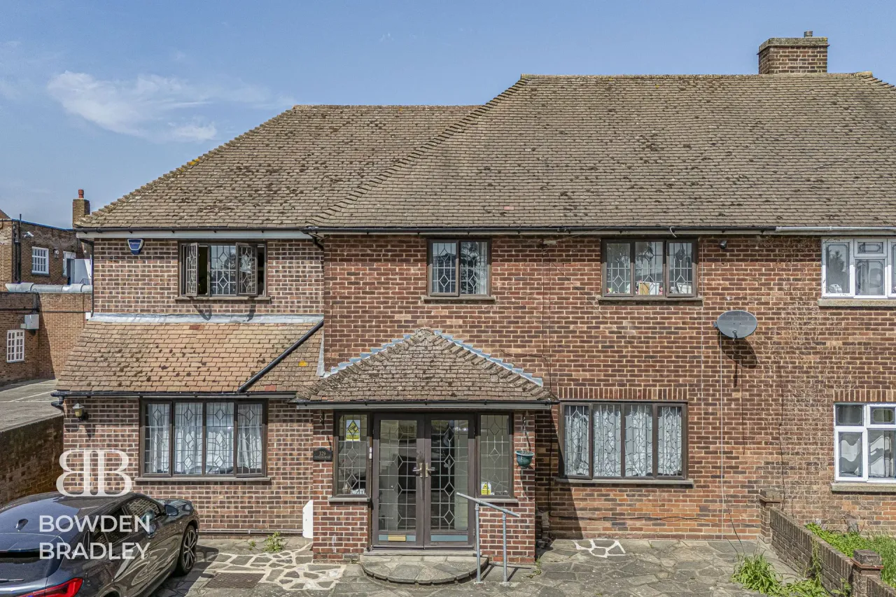 Havering Road, Collier Row, RM1, photo 22