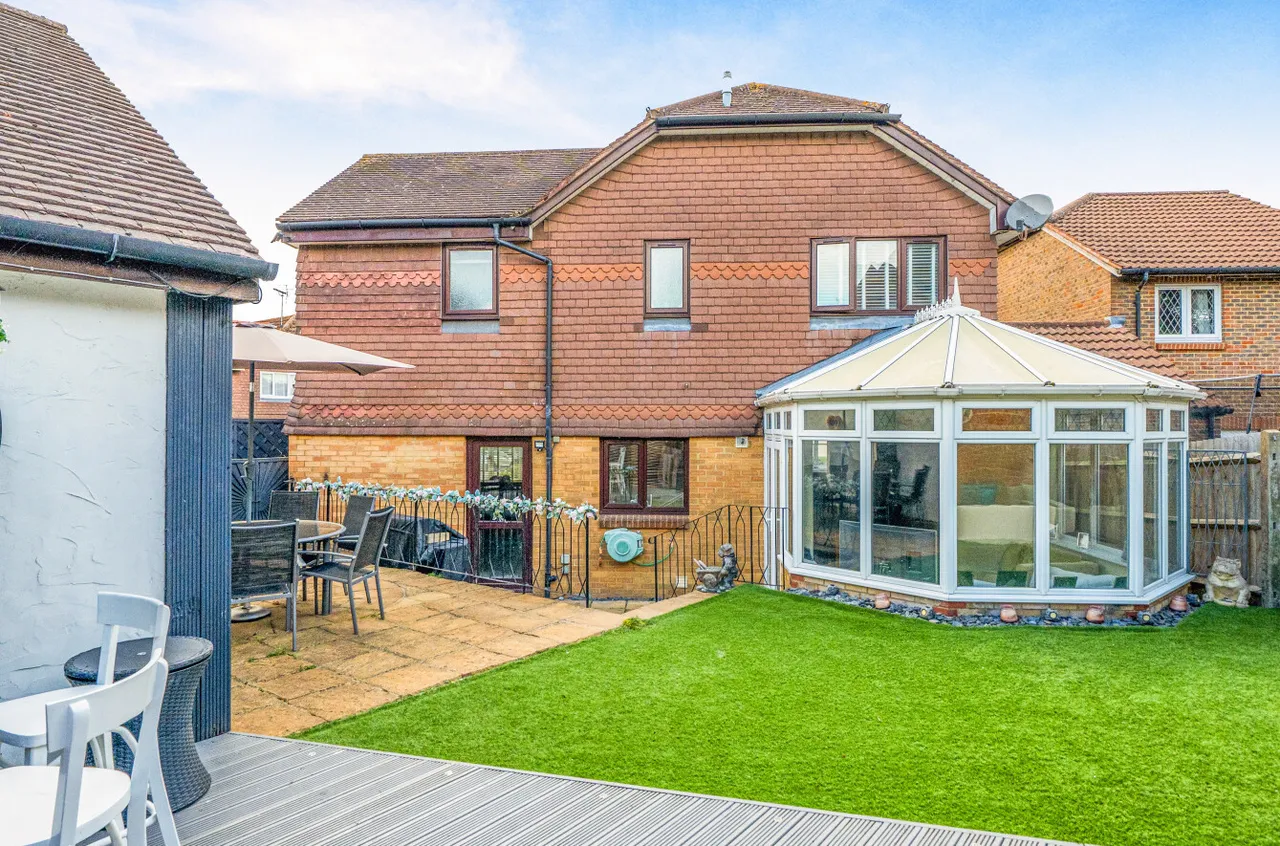 Shakespeare Way, Warfield, RG42, photo 22
