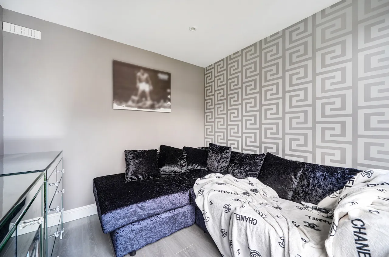 Shakespeare Way, Warfield, RG42, photo 19