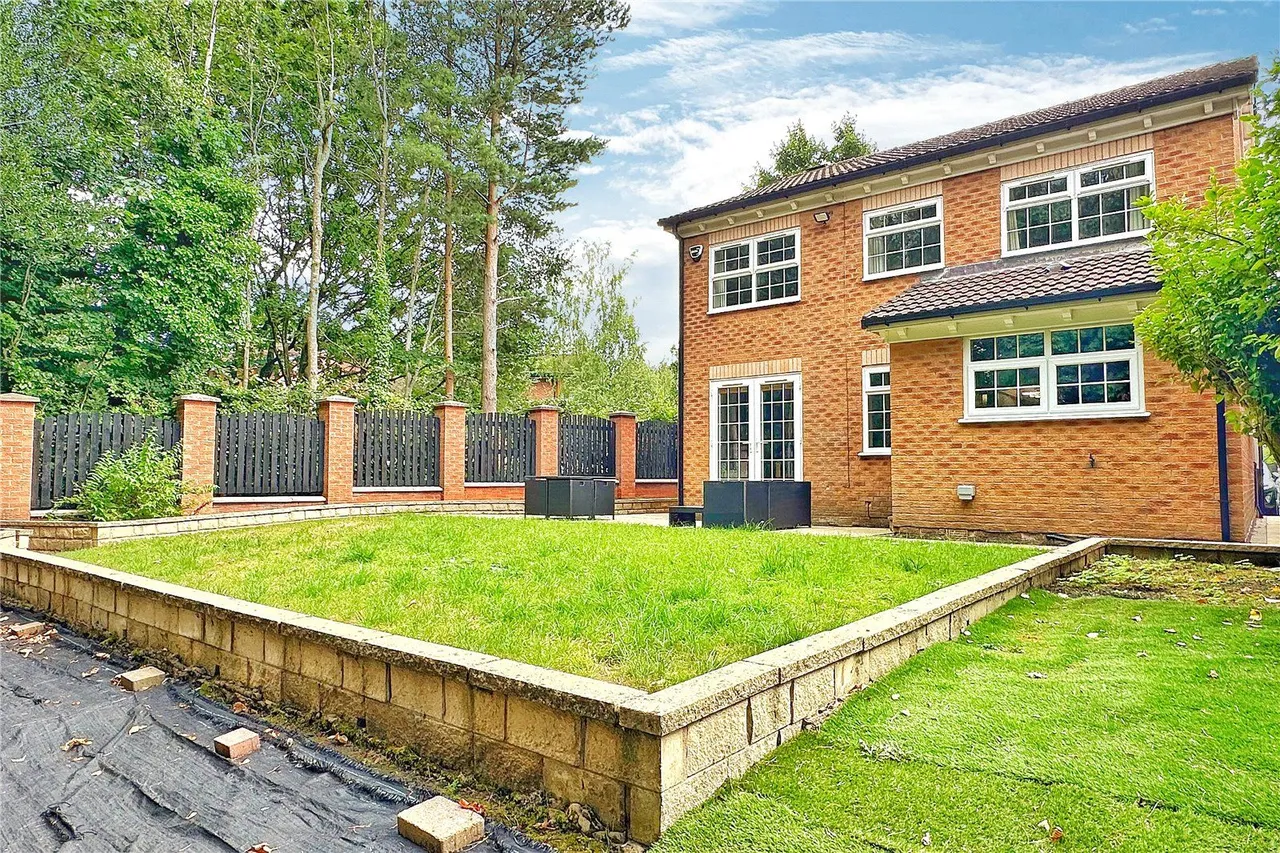 Willow Wood Close, Ashton-under-Lyne, OL6, photo 32