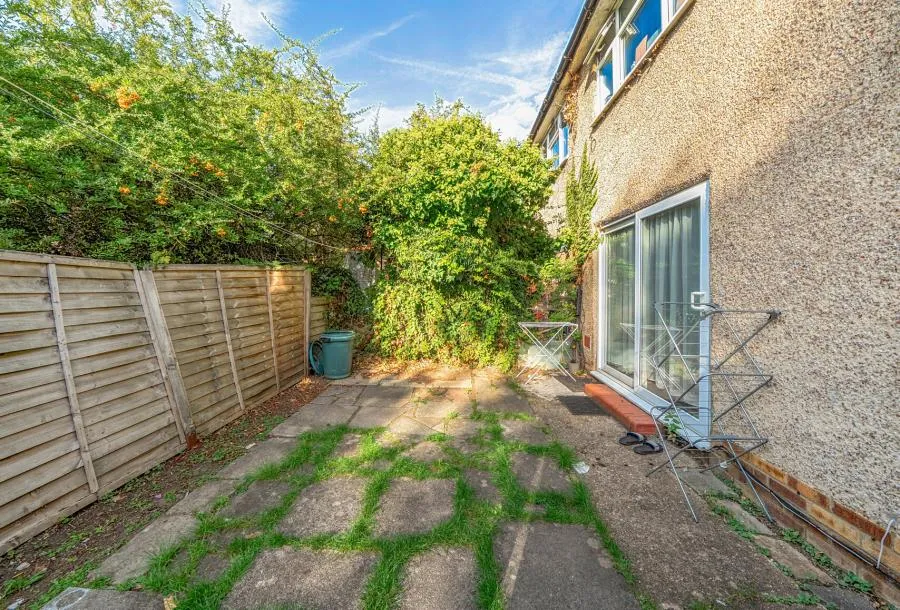 London Road, Morden, SM4, photo 7