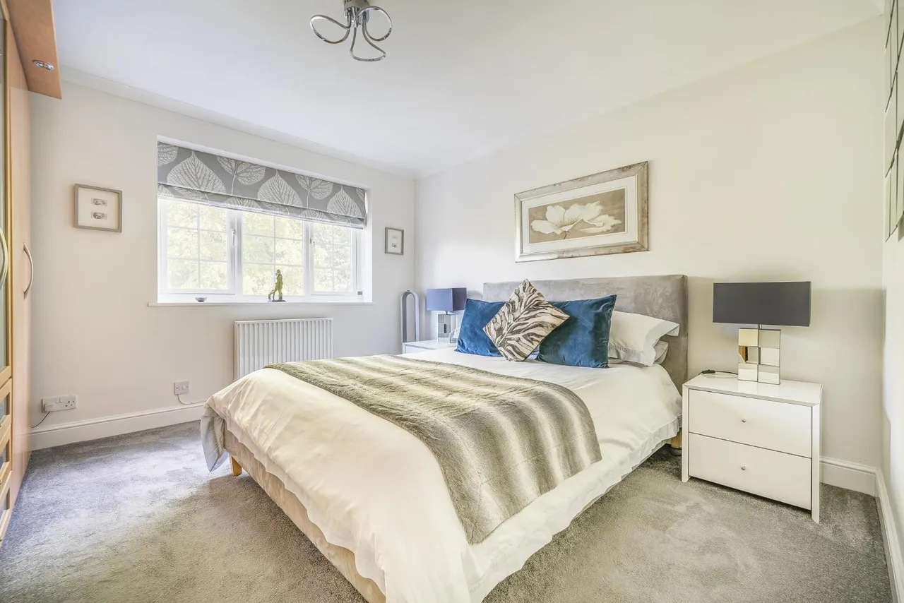 Coronation Road, Littlewick Green, photo 11