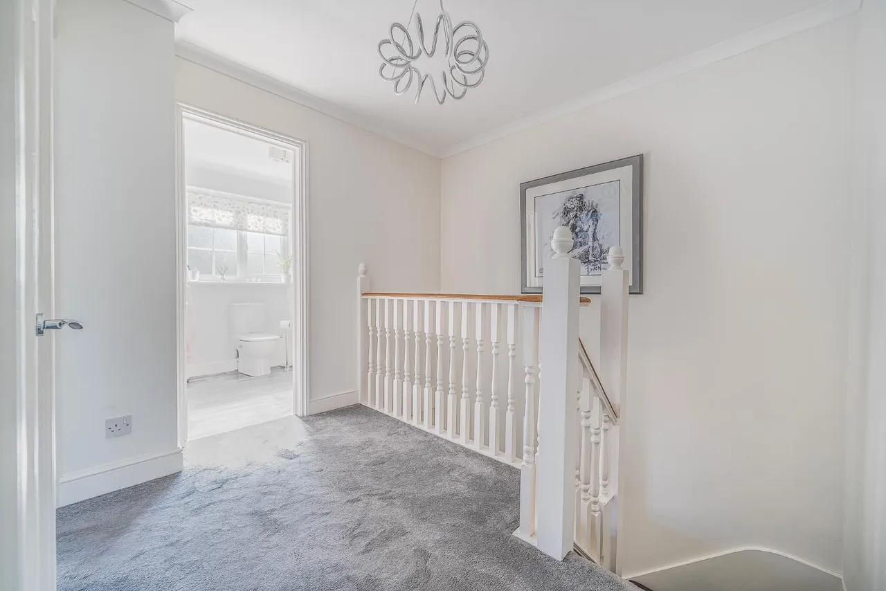 Coronation Road, Littlewick Green, photo 8