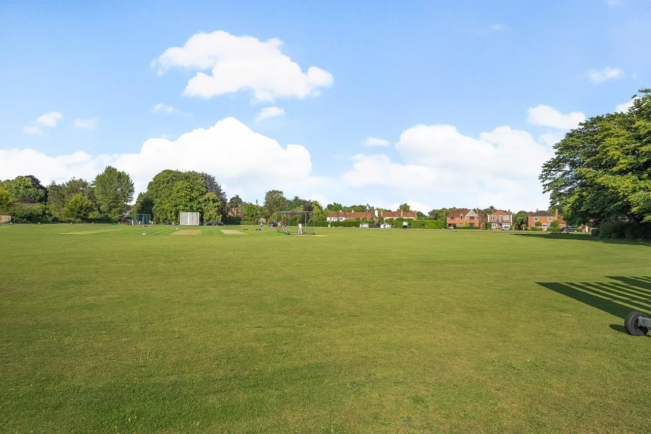 Coronation Road, Littlewick Green, photo 20
