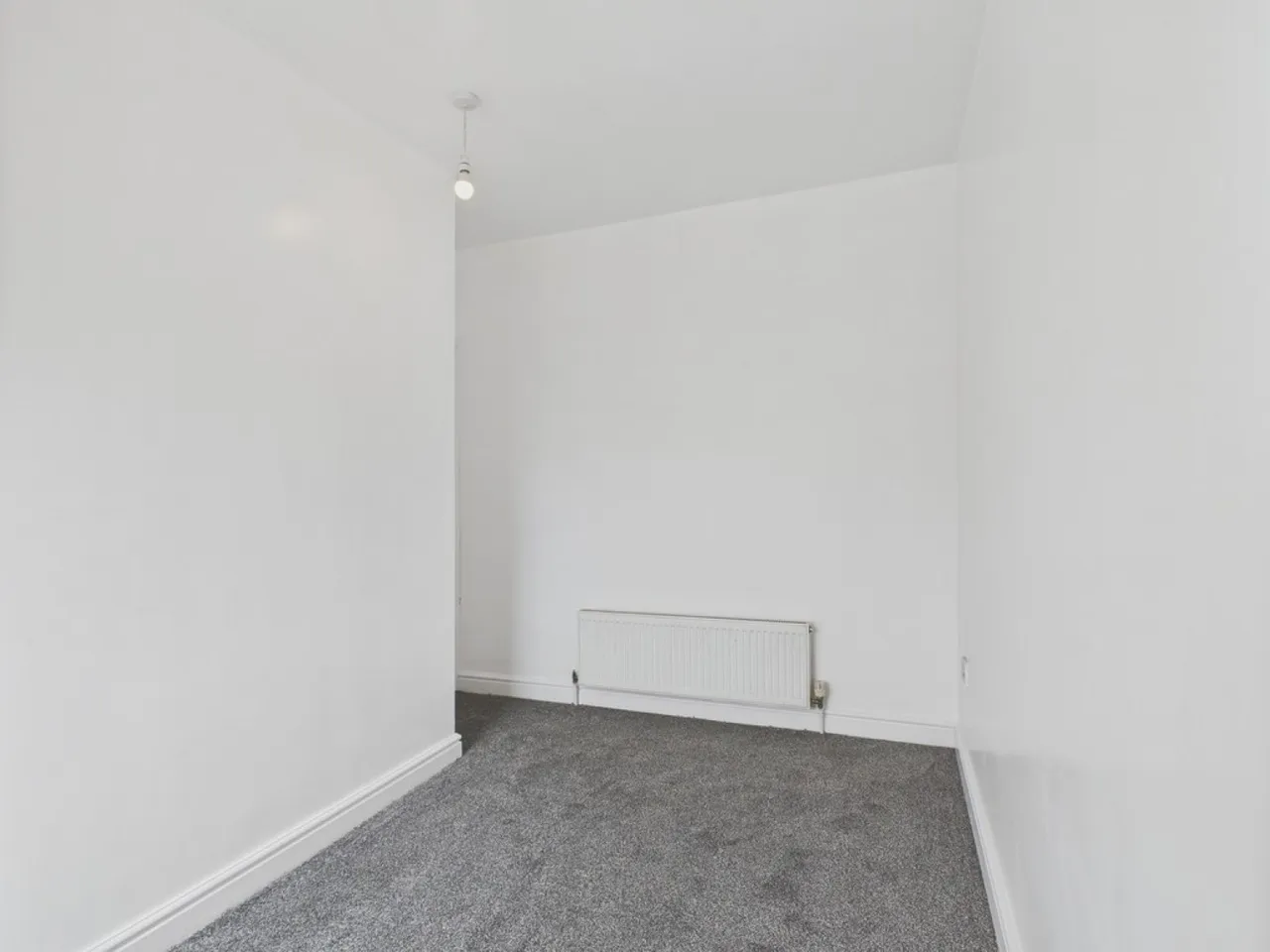 Cross Street, Goldthorpe, S63, photo 9