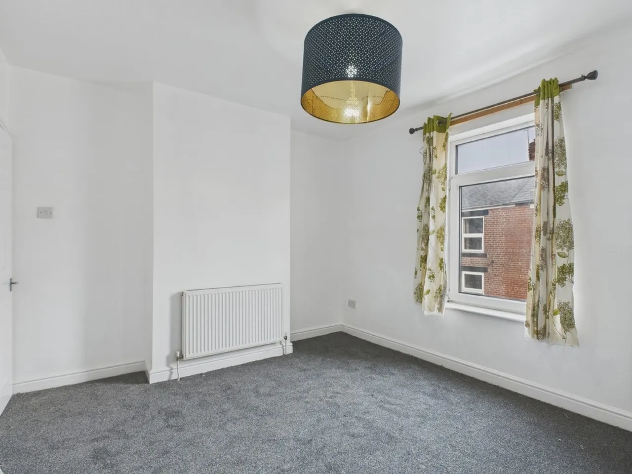 Cross Street, Goldthorpe, S63, photo 4