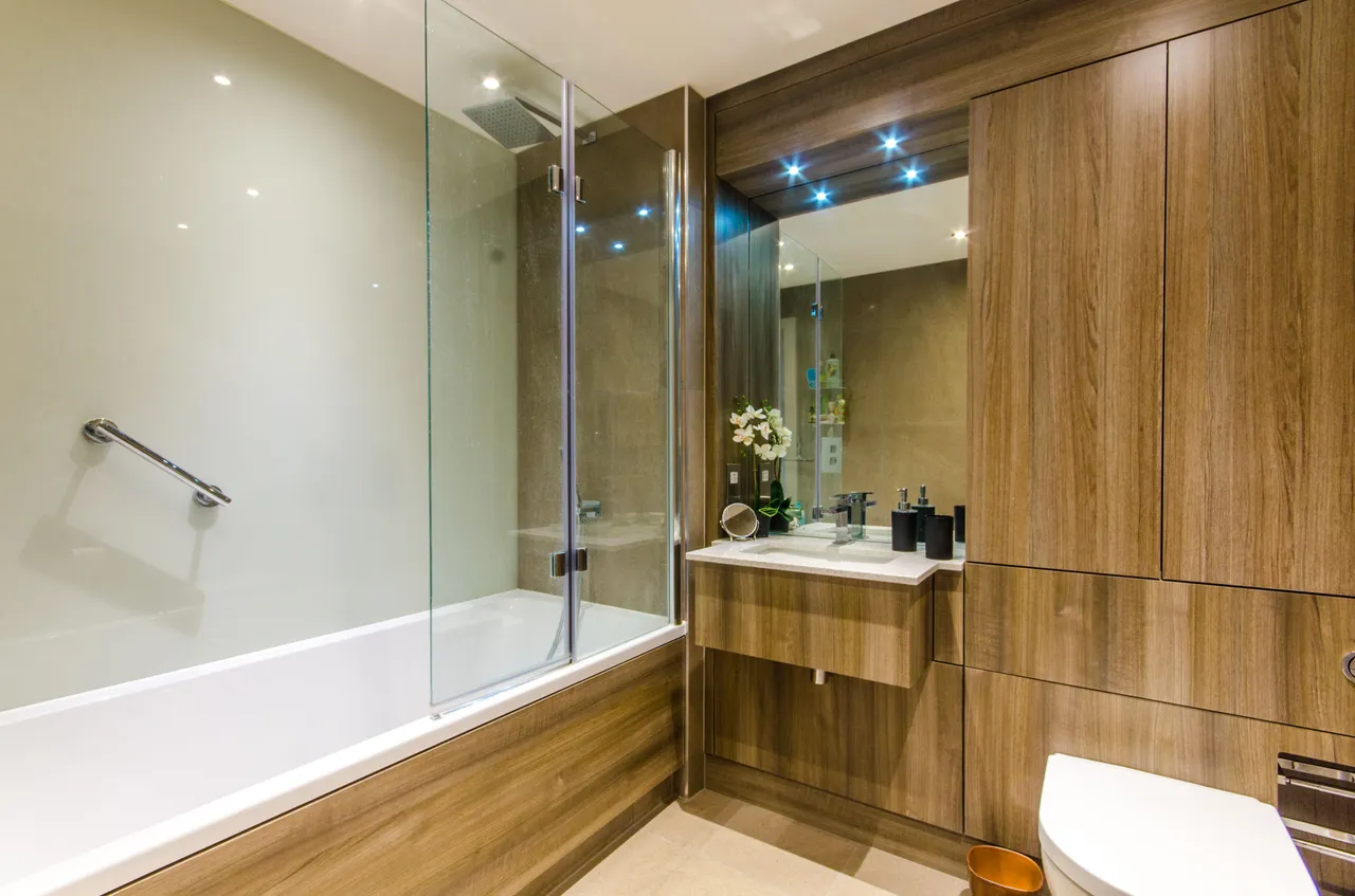79 Claremont House, 14 Aerodrome Road, London, photo 9
