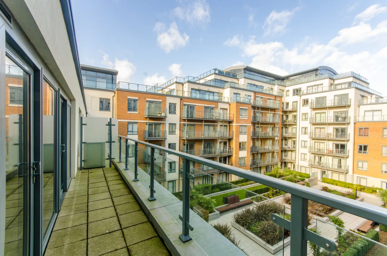 79 Claremont House, 14 Aerodrome Road, London, photo 8