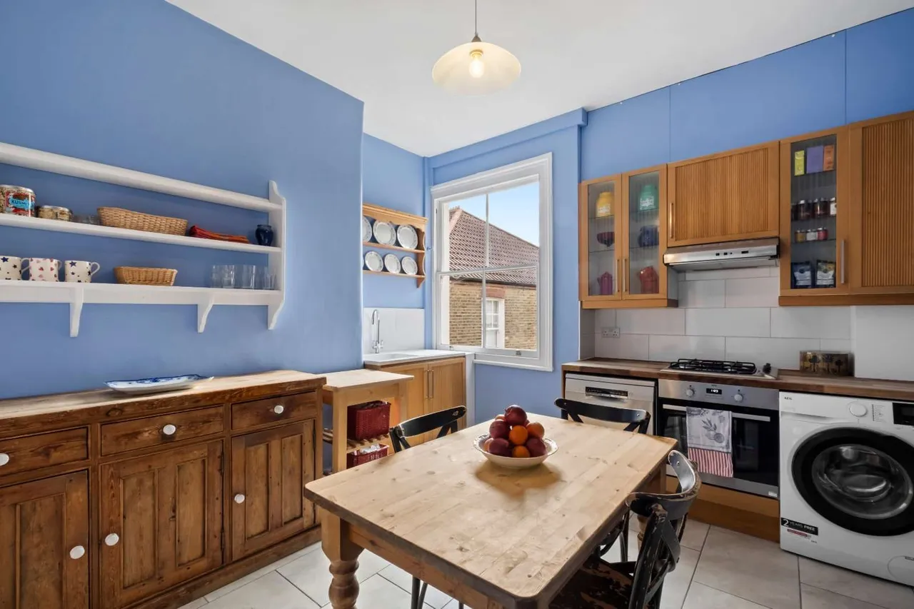 Boundaries Road, London, SW12 8EZ, photo 2
