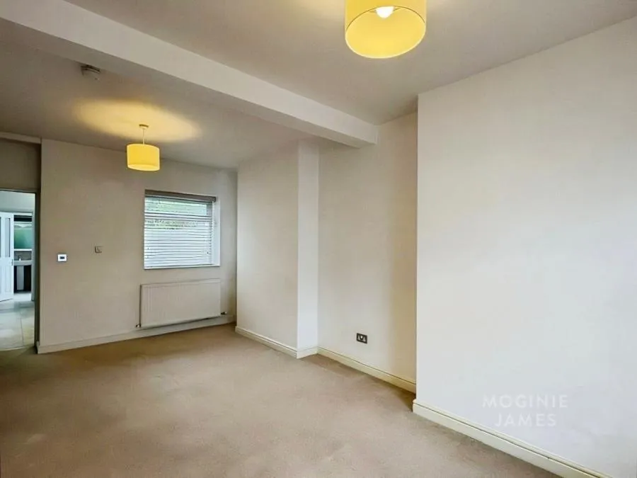 Inverness Place, Roath, CF24, photo 3