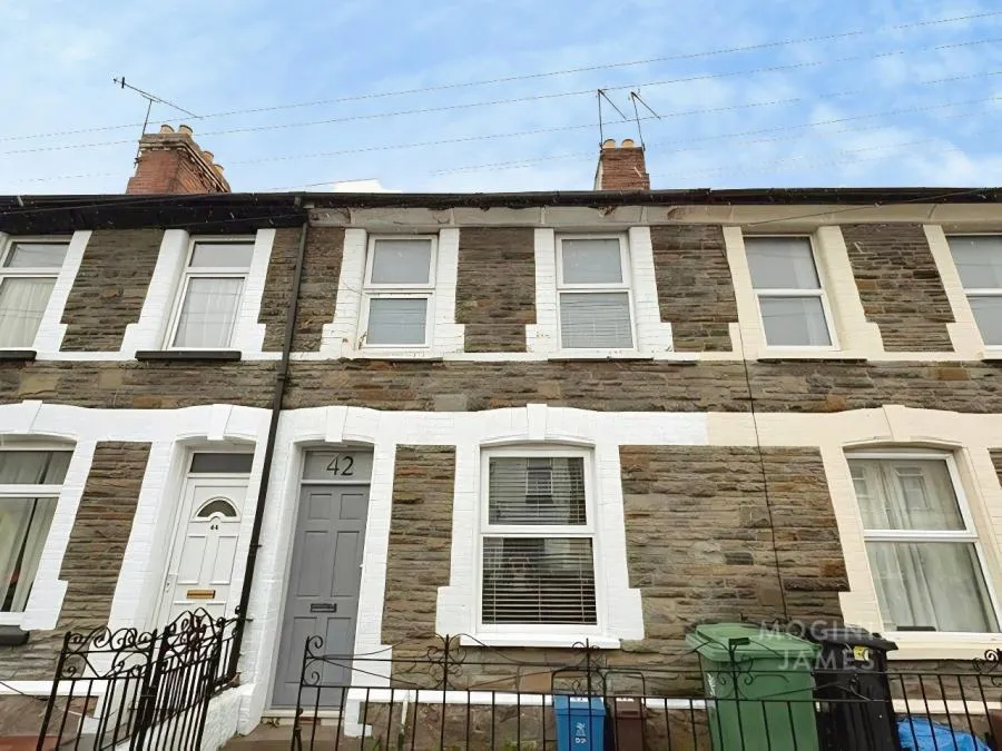 2 bed house to rent, Inverness Place, Roath, CF24