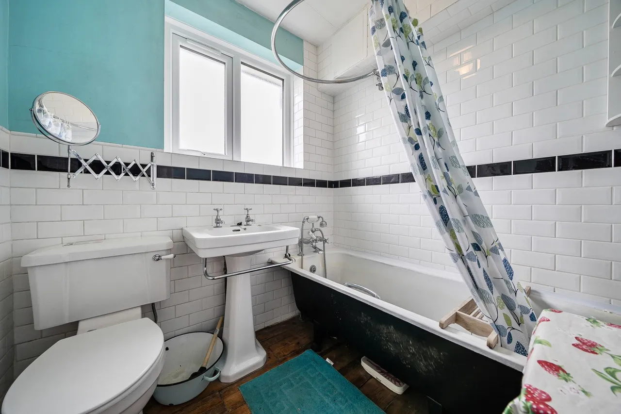 Conisborough Crescent, SE6, photo 8